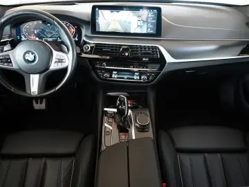 520d M Sport xDrive MHEV Aut. LED ACC Navi 360