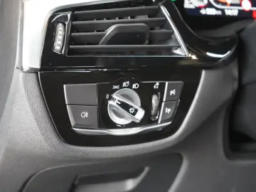 520d M Sport xDrive MHEV Aut. LED ACC Navi 360