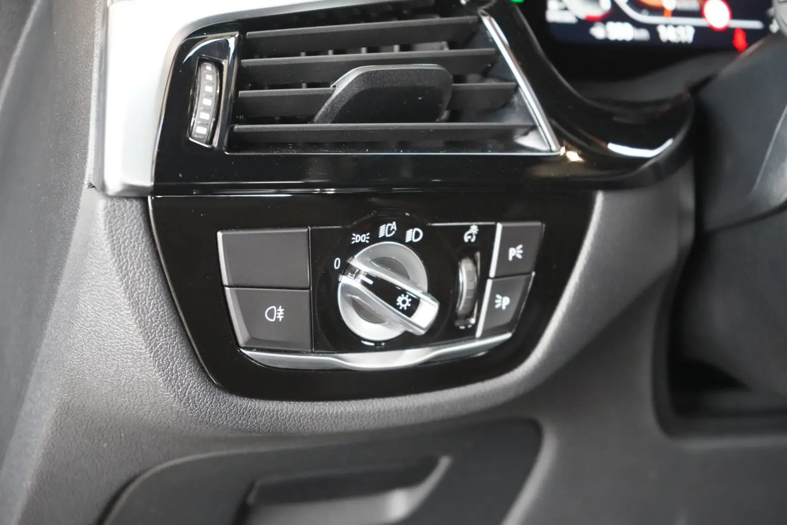 520d M Sport xDrive MHEV Aut. LED ACC Navi 360