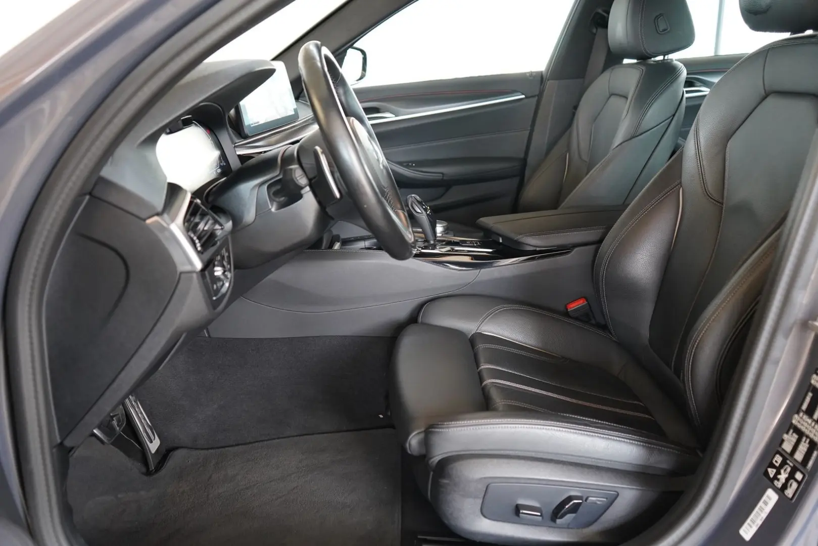 520d M Sport xDrive MHEV Aut. LED ACC Navi 360