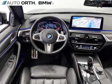 520d xDrive M-SPORT LEDER LC-PROF SD ACC DA HIFI