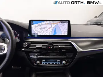 520d xDrive M-SPORT LEDER LC-PROF SD ACC DA HIFI
