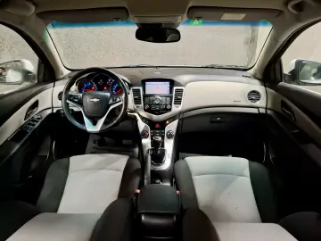 Chevrolet Cruze 2011