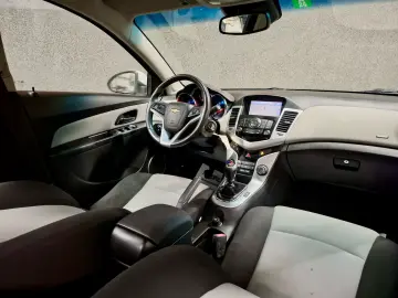 Chevrolet Cruze 2011