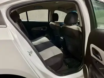 Chevrolet Cruze 2011