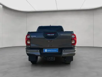 HiLux 4x4 Double Cab Invincible