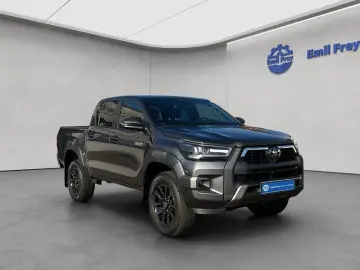 HiLux 4x4 Double Cab Invincible