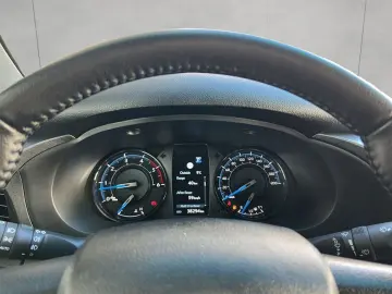 HiLux 4x4 Double Cab Invincible