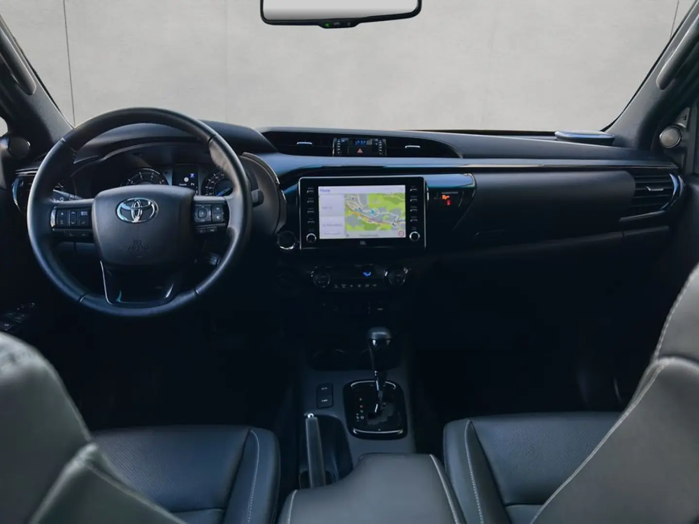 HiLux 4x4 Double Cab Invincible