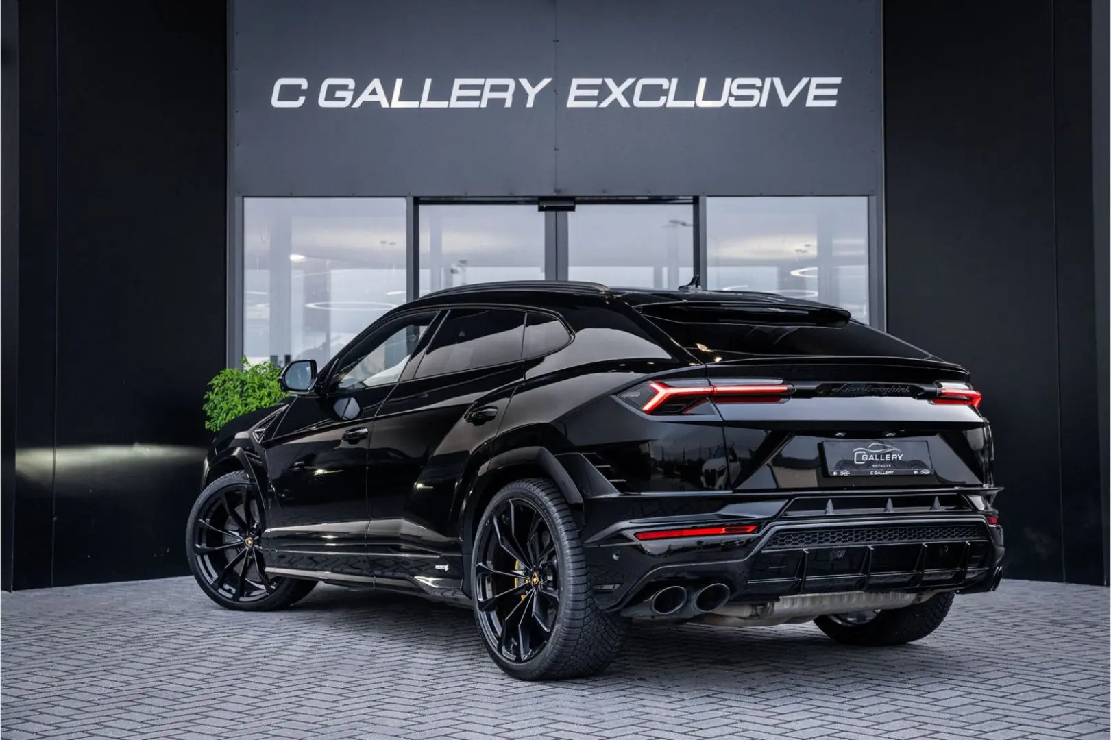Urus 4.0 V8 S - Fabrieksgarantie   666 PK   Pano