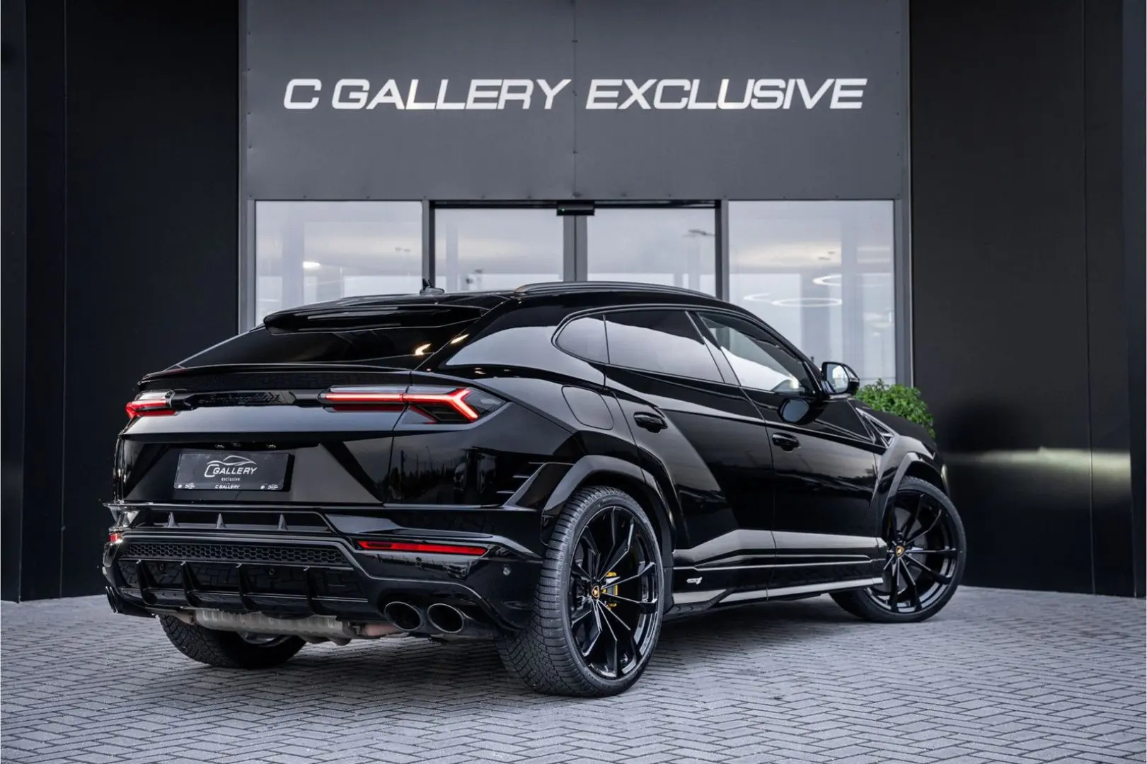Urus 4.0 V8 S - Fabrieksgarantie   666 PK   Pano