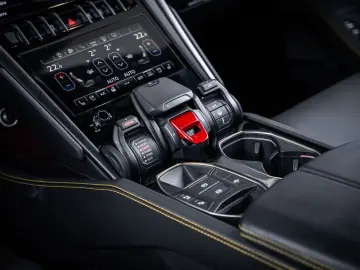 Urus 4.0 V8 S - Fabrieksgarantie   666 PK   Pano