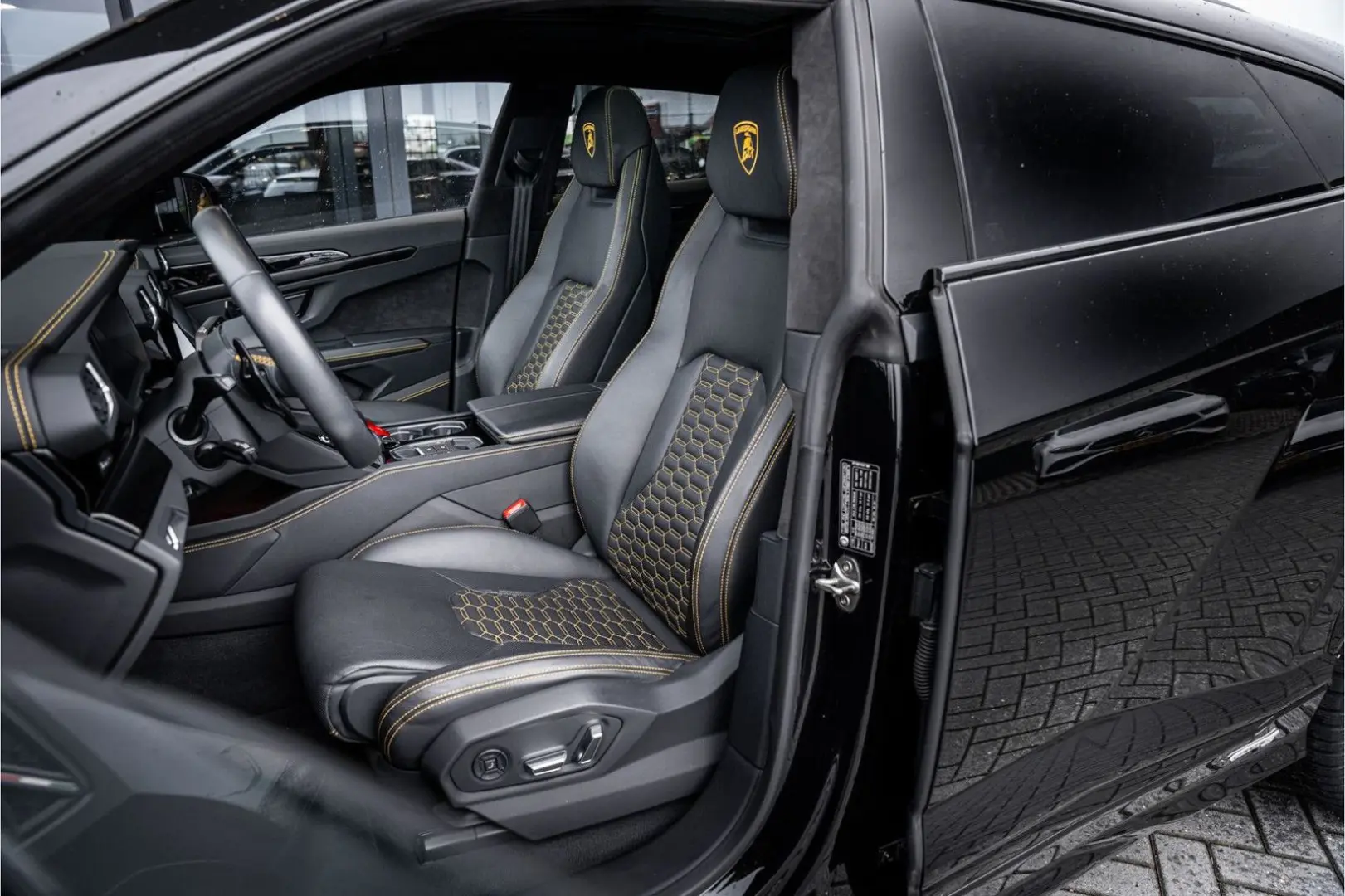 Urus 4.0 V8 S - Fabrieksgarantie   666 PK   Pano