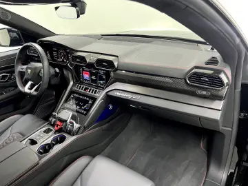 Urus S 60th Anniversary  Carbon  23   Massage  A