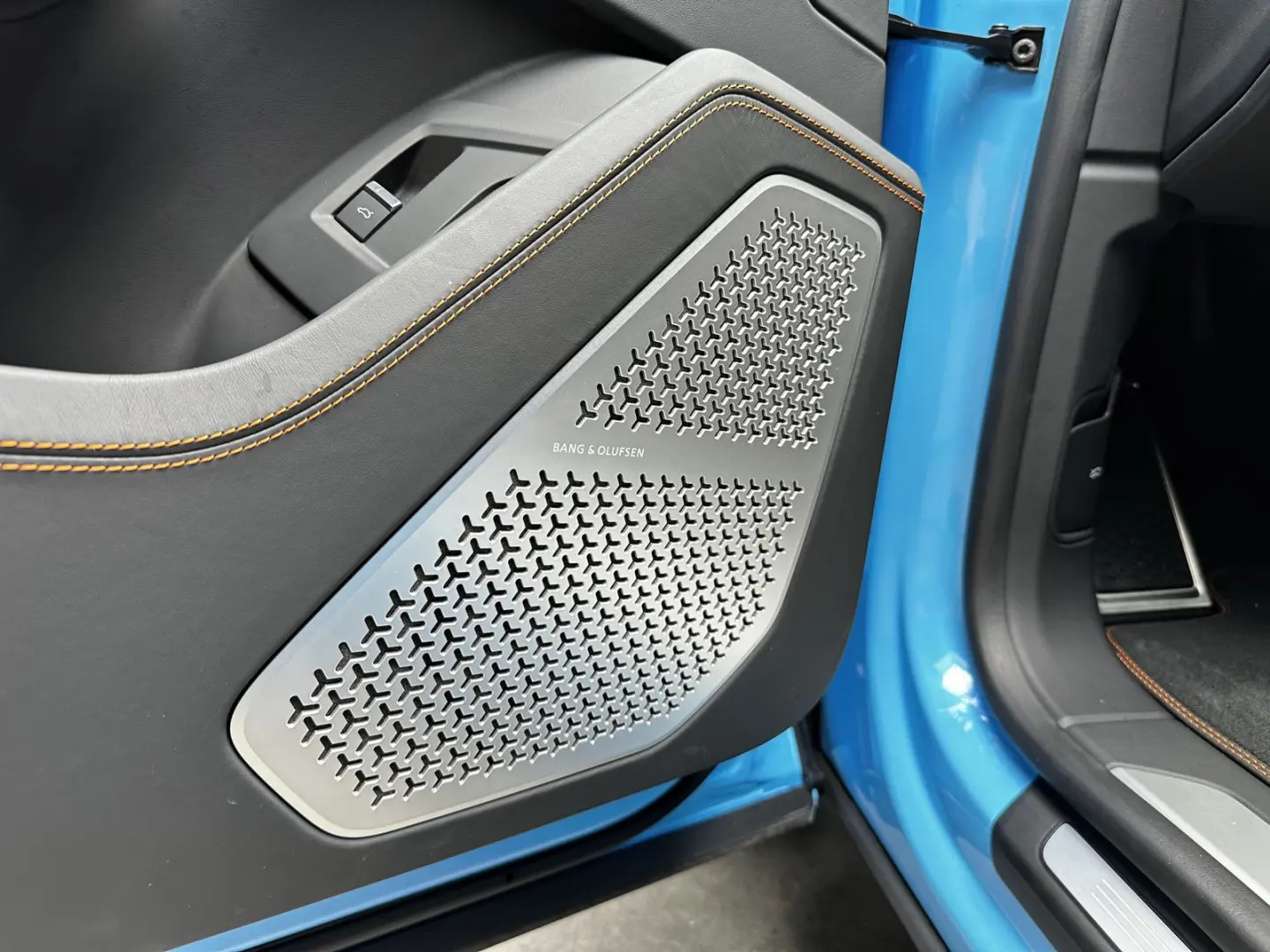 URUS Urus PANO CARBON PACKET B&O SOUND