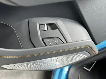 URUS Urus PANO CARBON PACKET B&O SOUND