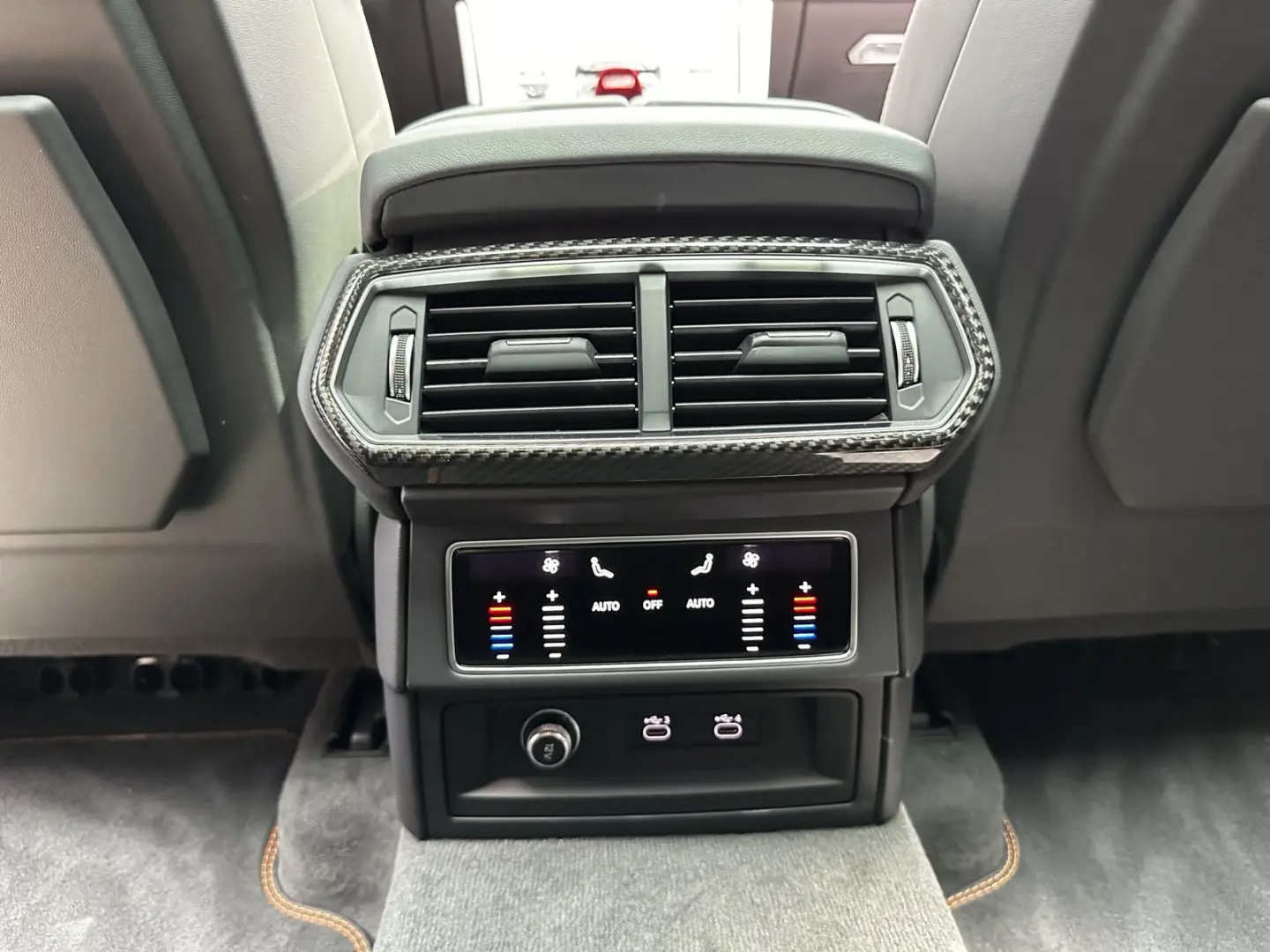 URUS Urus PANO CARBON PACKET B&O SOUND