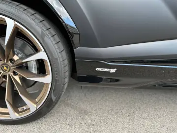 Urus S 4.0 V8 Sport Matt B&O AHK 23'' AKRAPOVIC