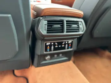 Urus S 4.0 V8 Sport Matt B&O AHK 23'' AKRAPOVIC