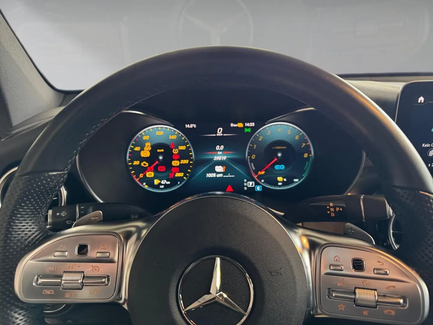 GLC 300 e 4M Coupé AMG Night Kam MBUX LED Spur