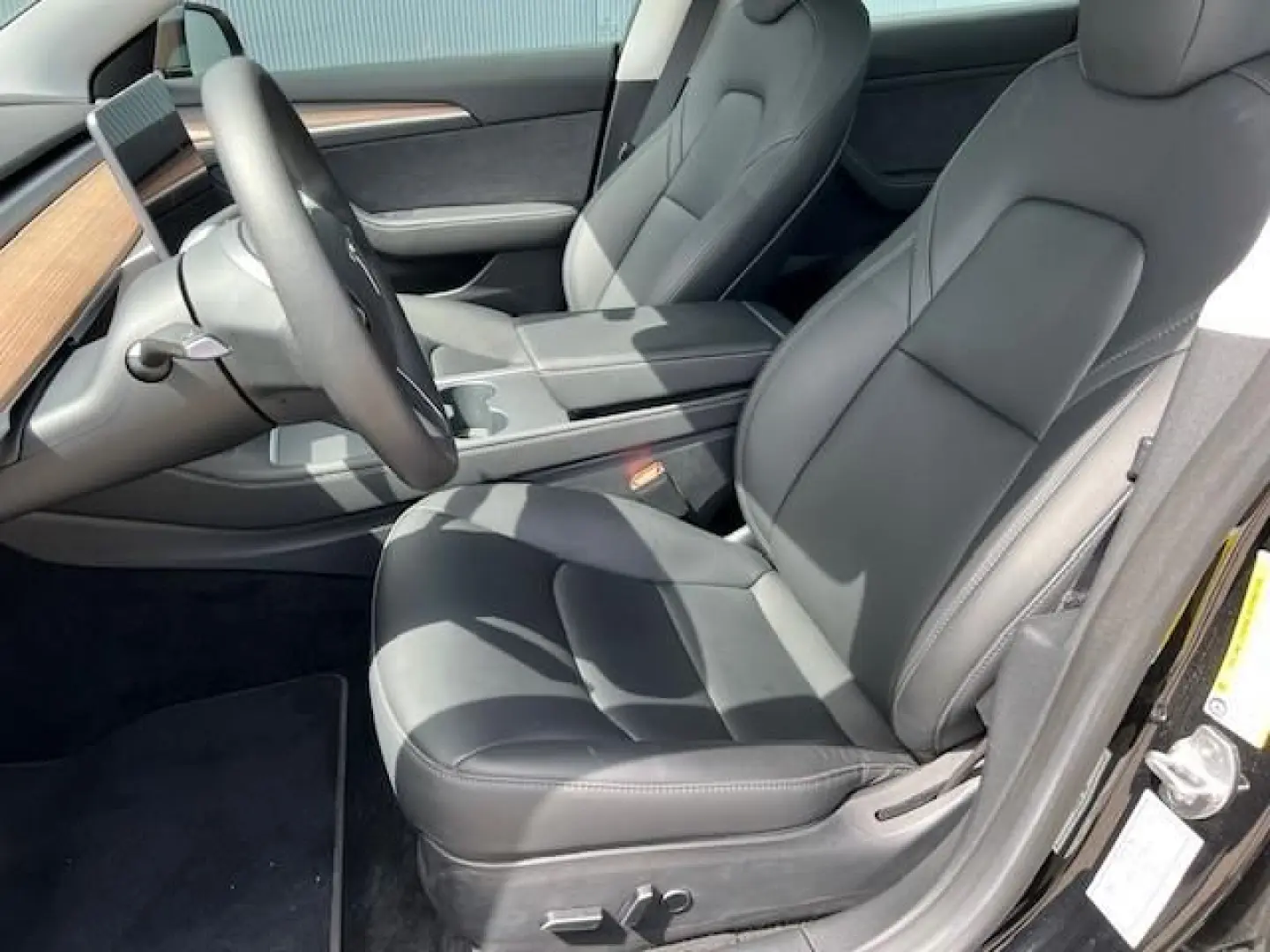 Model 3 Standard Range Plus RWD Dt. Modell TOP