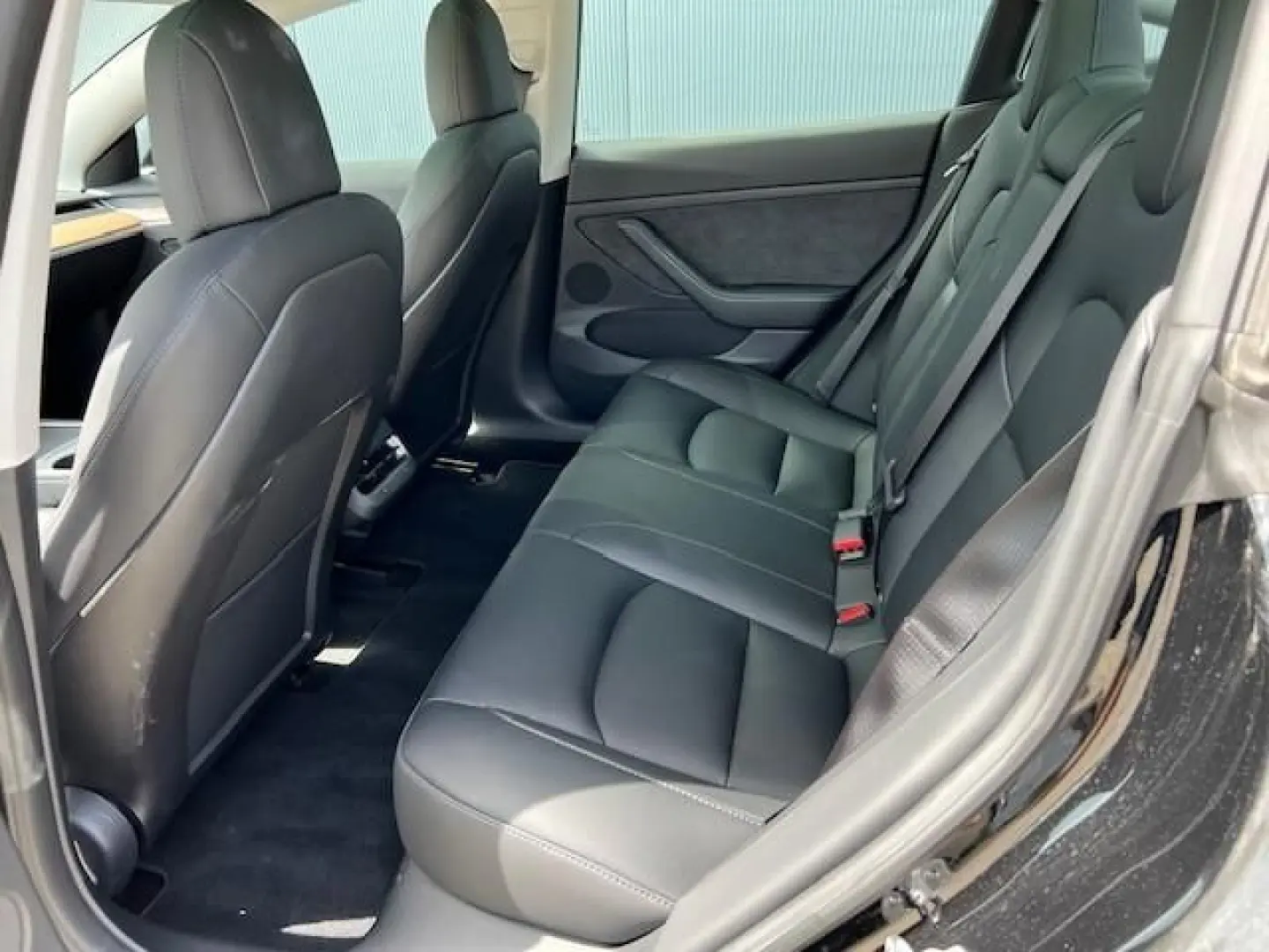 Model 3 Standard Range Plus RWD Dt. Modell TOP