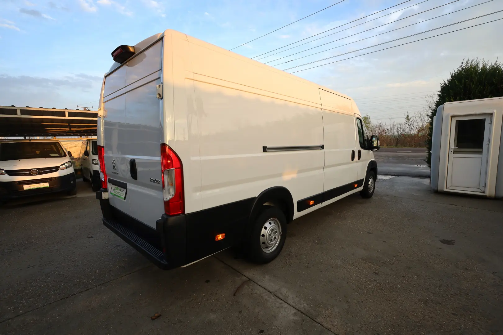 Peugeot Boxer L4H2 2.2D 140CP