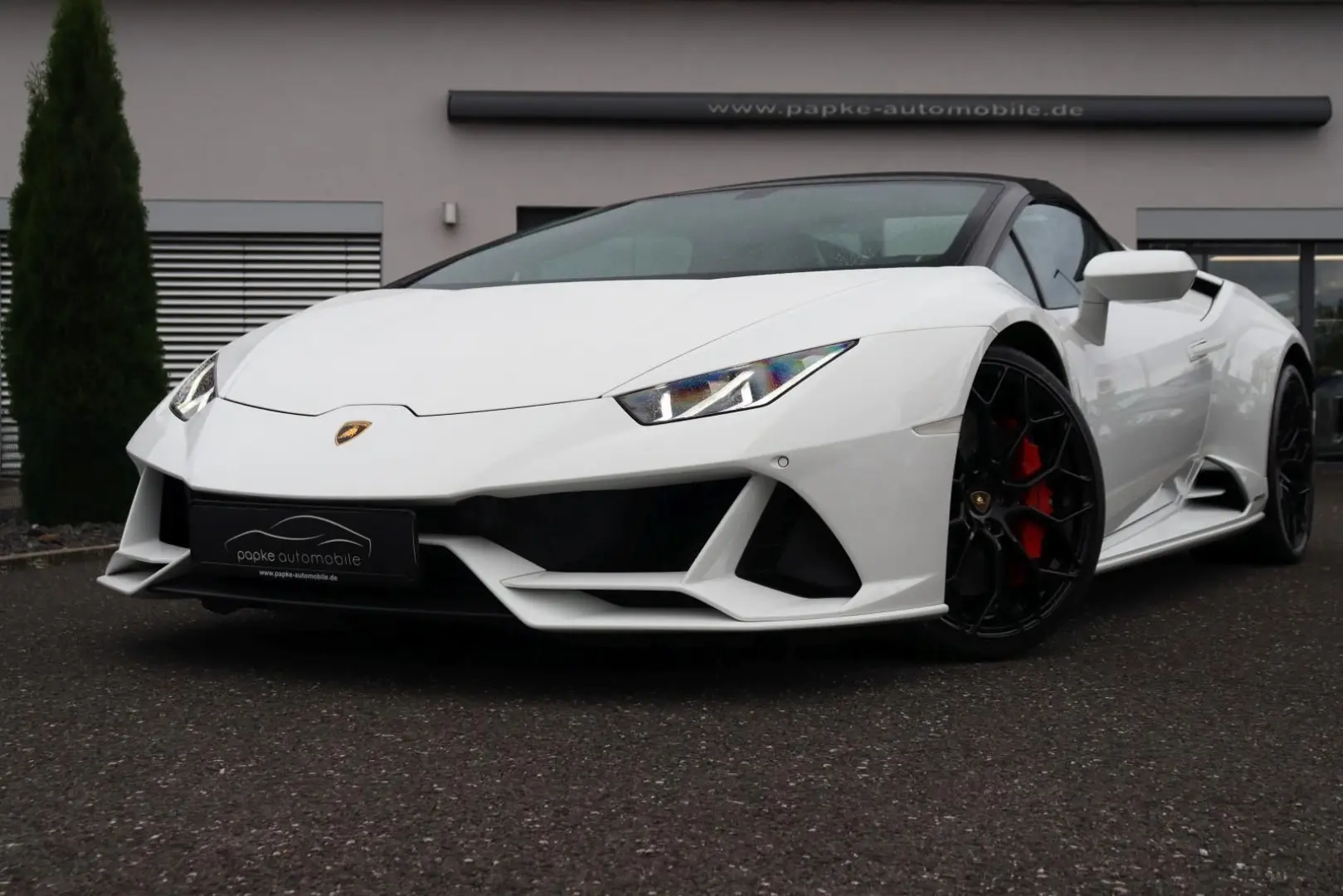 Huracán EVO Spyder AWD   LIFT SENSONUM DEUTSCH