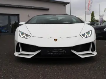 Huracán EVO Spyder AWD   LIFT SENSONUM DEUTSCH