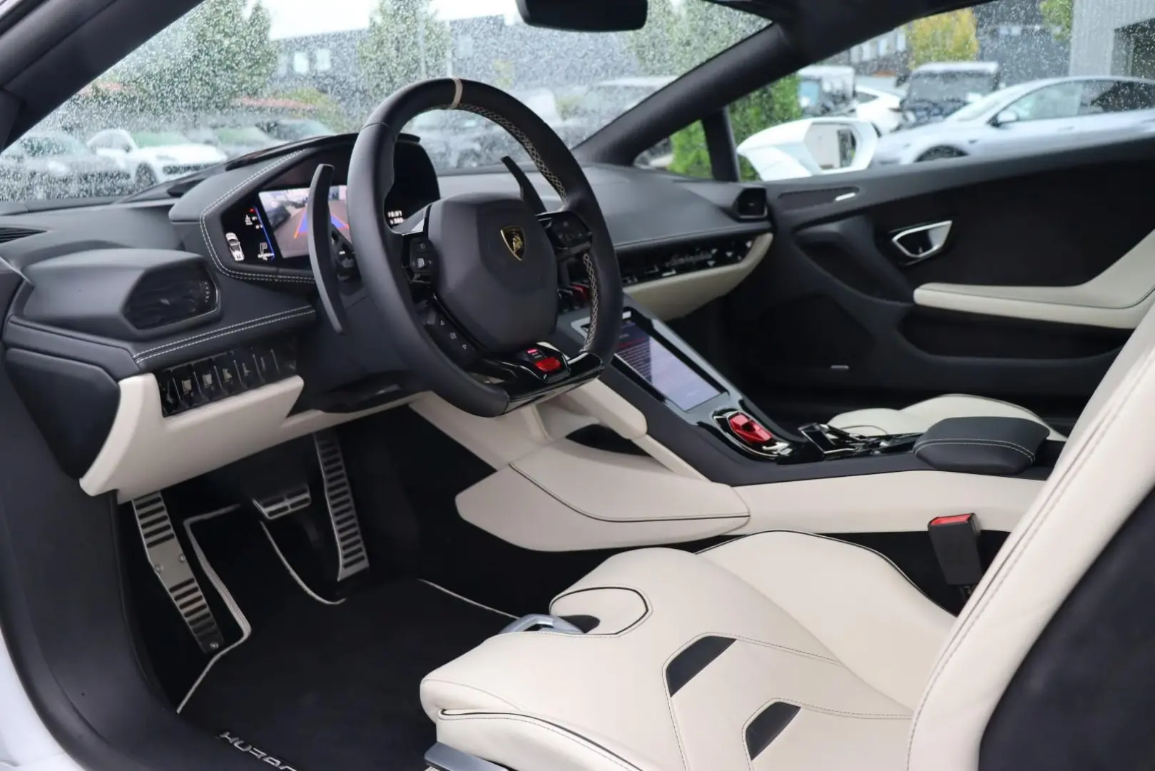 Huracán EVO Spyder AWD   LIFT SENSONUM DEUTSCH