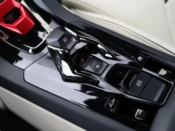 Huracán EVO Spyder AWD   LIFT SENSONUM DEUTSCH