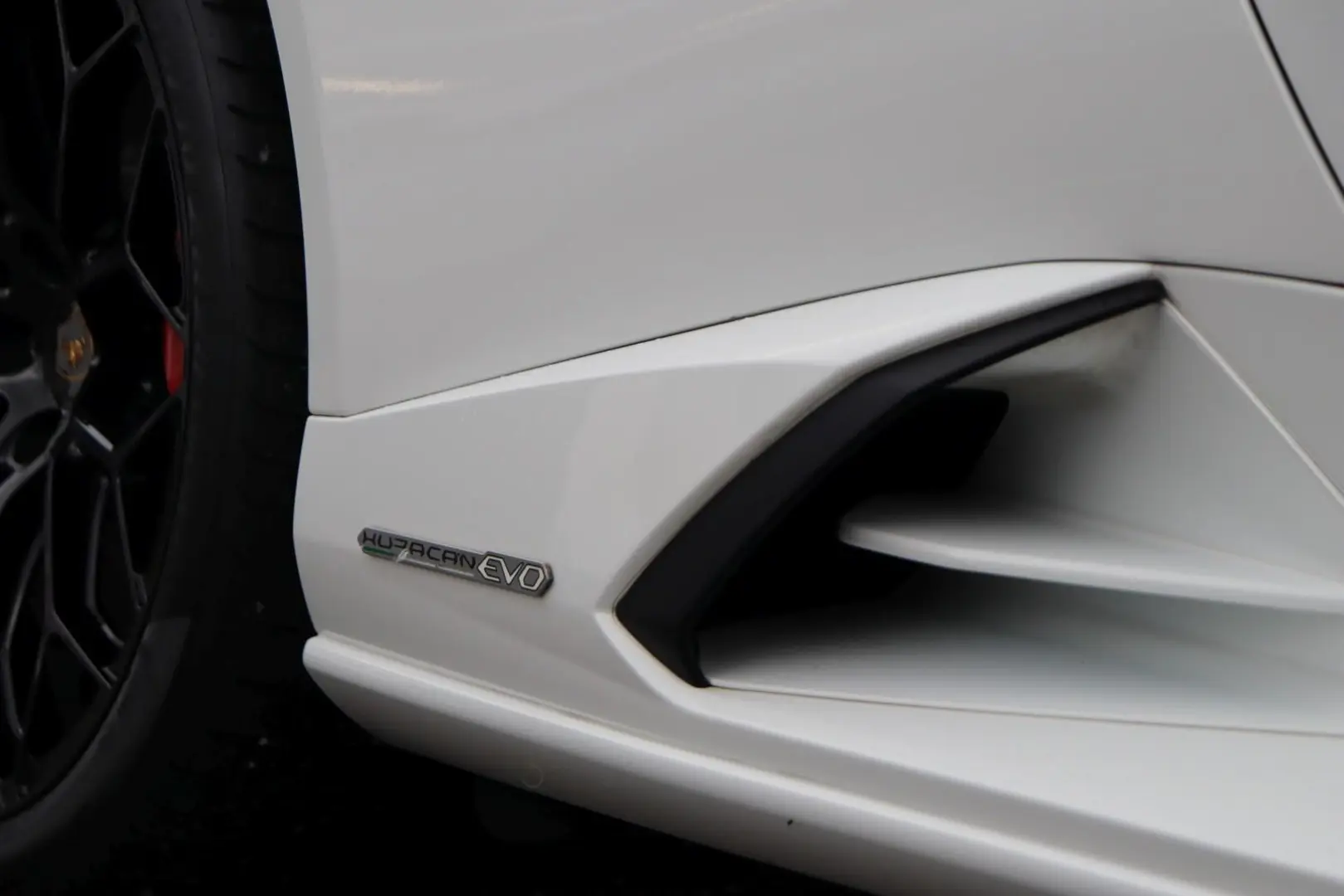 Huracán EVO Spyder AWD   LIFT SENSONUM DEUTSCH