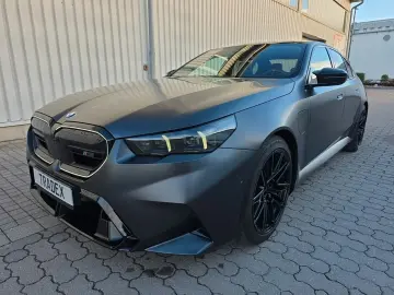 M5 Limousine   AHK Alcantara Driving Prof