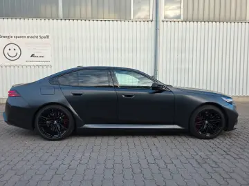 M5 Limousine   AHK Alcantara Driving Prof