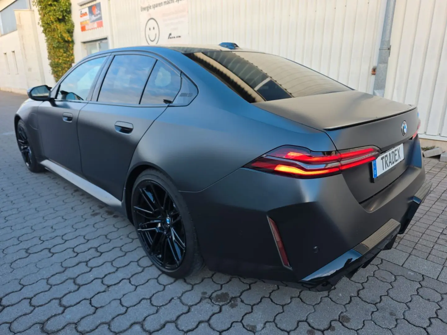 M5 Limousine   AHK Alcantara Driving Prof