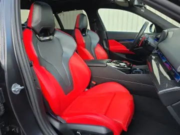 M5 Limousine   AHK Alcantara Driving Prof