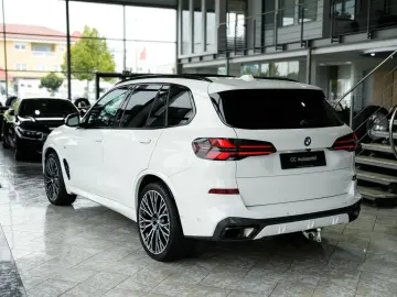 X5 xDrive30d M SPORT PRO 7.Sitze 22LM AHK 2-Achs