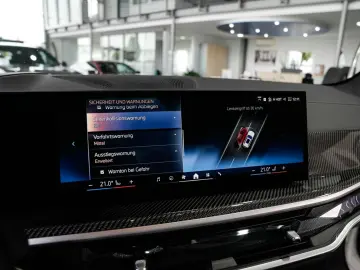 X5 xDrive30d M SPORT PRO 7.Sitze 22LM AHK 2-Achs