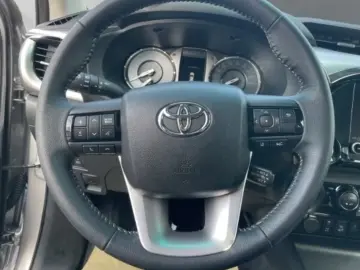 Toyota Hilux Double Cab Executiv 2.8 D-4D EU6e