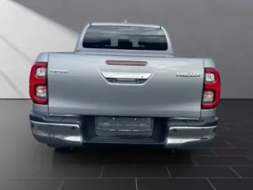 Toyota Hilux Double Cab Executiv 2.8 D-4D EU6e