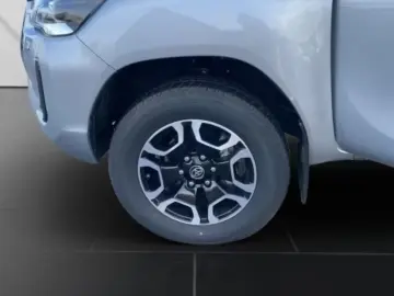 Toyota Hilux Double Cab Executiv 2.8 D-4D EU6e