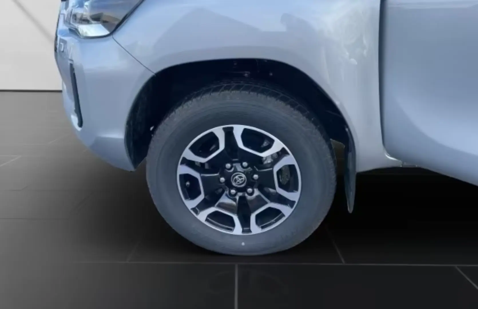 Toyota Hilux Double Cab Executiv 2.8 D-4D EU6e