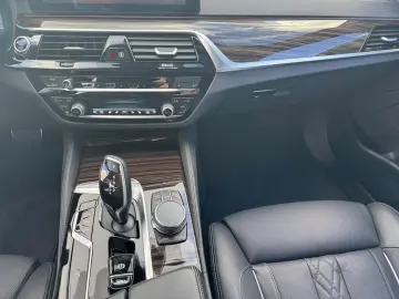 540d xDrive M Sport Pano Adapt. LED Individual