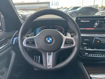 540d xDrive M Sport Pano Adapt. LED Individual