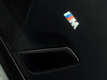 530d xDrive Limo. M Sport LASER MEMORY HUD RFK