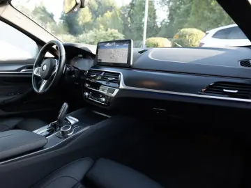 540d xDrive M-Sport FACEL. AHK HUD LASER LED ACC