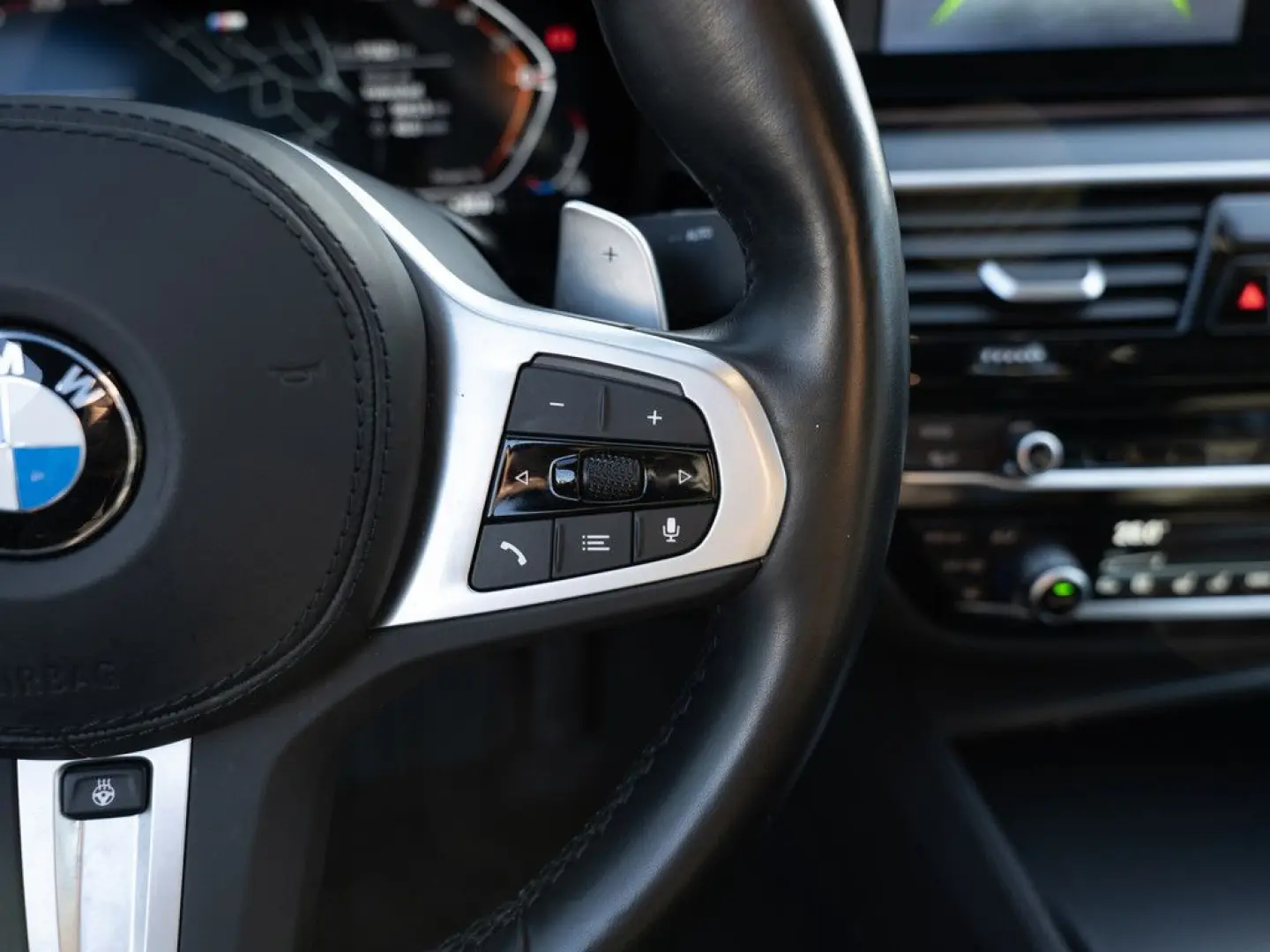 540d xDrive M-Sport FACEL. AHK HUD LASER LED ACC