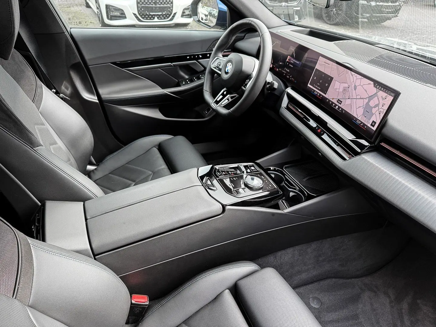 540d xDrive M Sport Pano 4 Zonen H&K LivCocProf