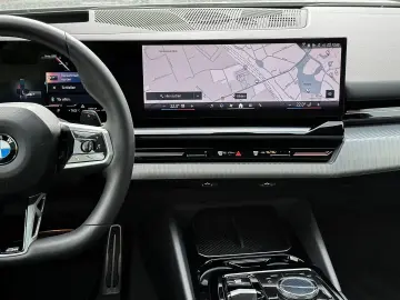 540d xDrive M Sport Pano 4 Zonen H&K LivCocProf