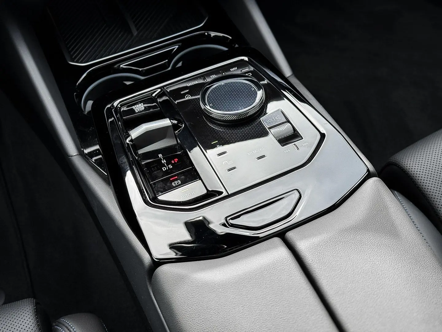 540d xDrive M Sport Pano 4 Zonen H&K LivCocProf